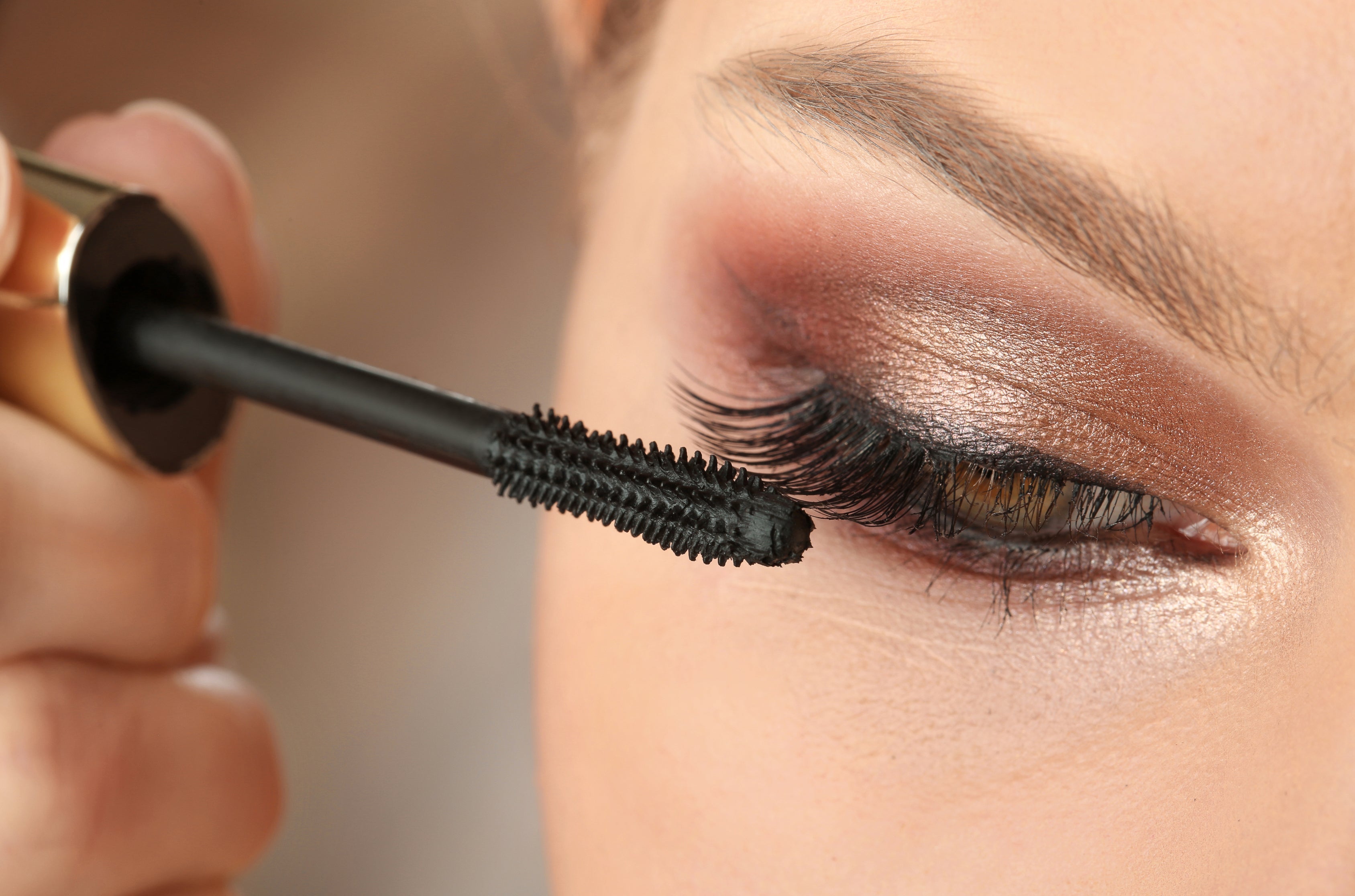 Why You Should Be Using a Natural Accelerating Growth Mascara